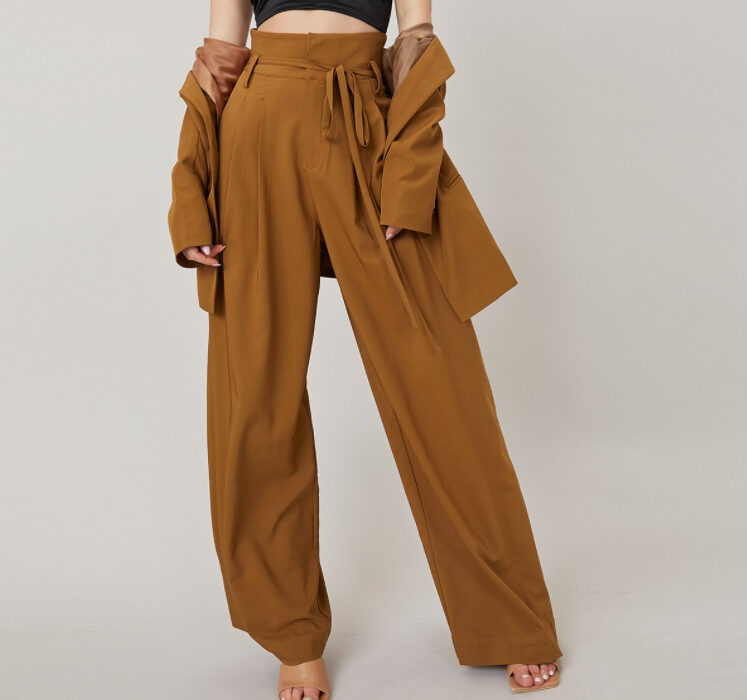 High Rise Cropped Trousers 2022